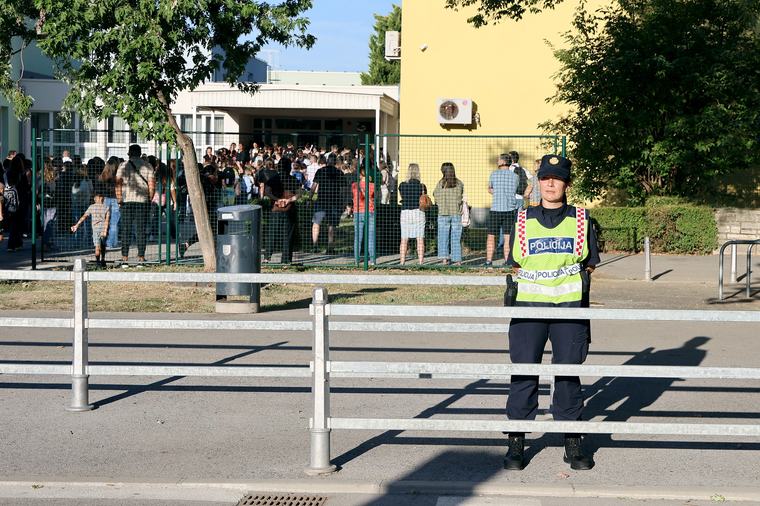 Pojačan policijski nadzor prometa oko zagrebačkih škola