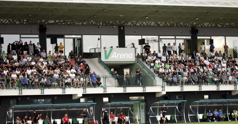 Spektakl u mjestu s 500 stanovnika: Zbog Hajduka ‘gore‘ telefoni, stadion im platili i Mađari, Garciju čeka njegov igrač