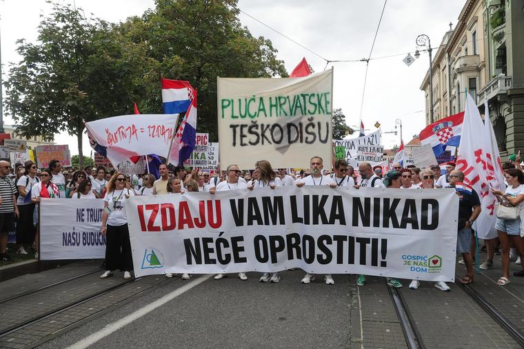 Svjetske agencije o velikom prosvjedu protiv ilegalnog odlaganja otpada