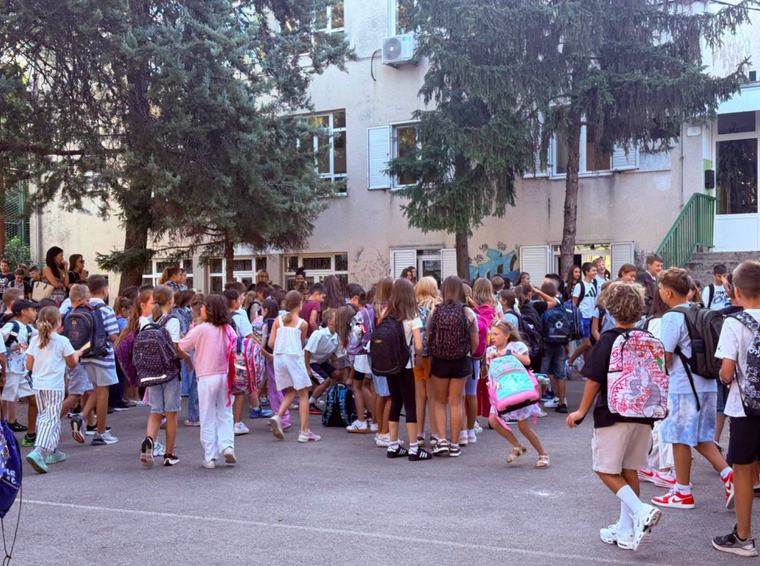 Počinje nova školska godina za više od 440 tisuća učenika