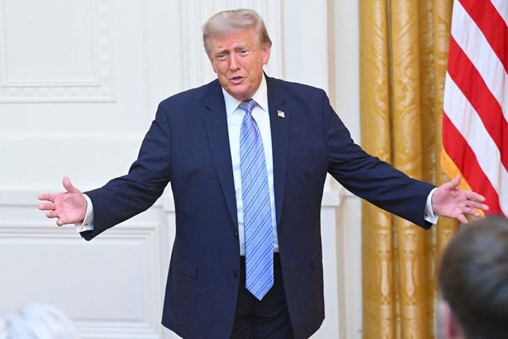 Trump objavio kartu na kojoj su Island i druge zemlje pod američkom zastavom, Island reagirao